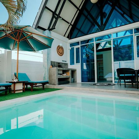 Atties Villa Gili Islands Exterior photo