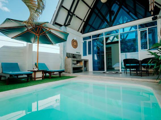 Atties Villa Gili Islands Exterior photo